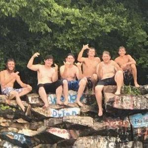 Meet your Posher, Ethan